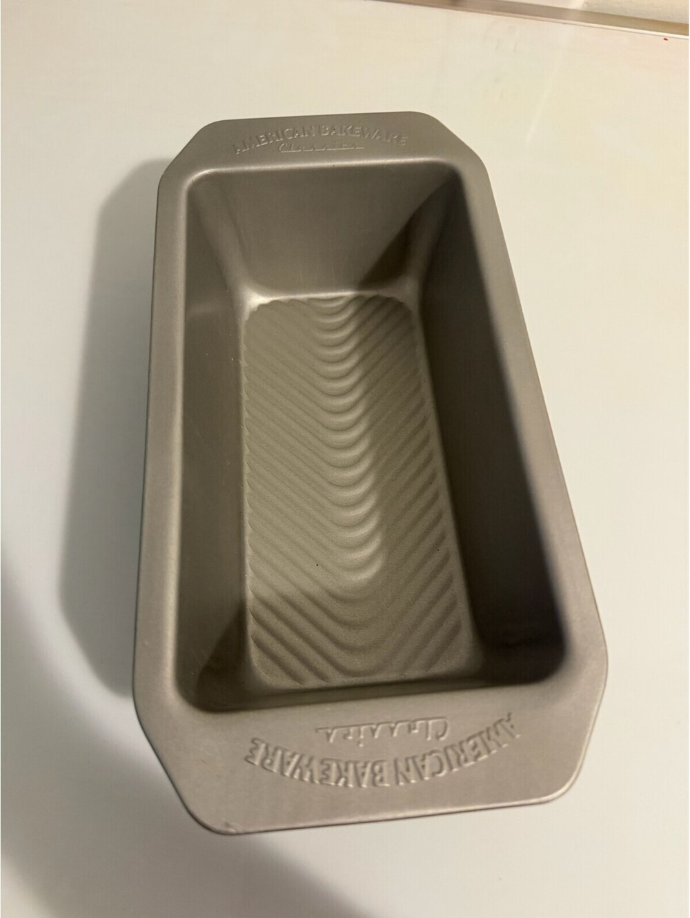 American Bakeware Classics Textured Loaf Pan